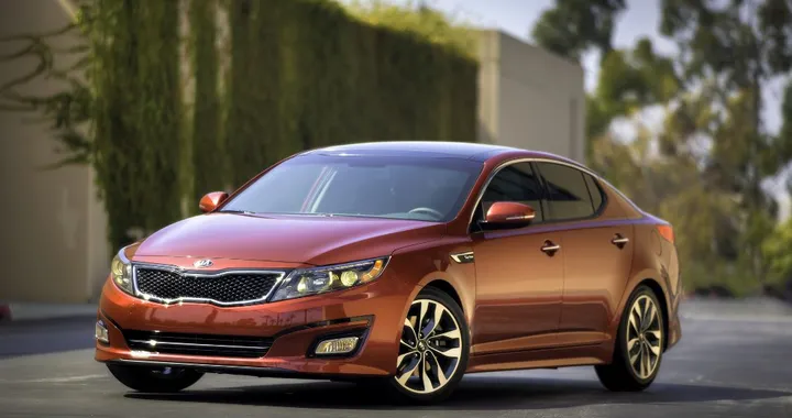 Nuova Kia Optima MY 2015: anteprima al Salone di Ginevra