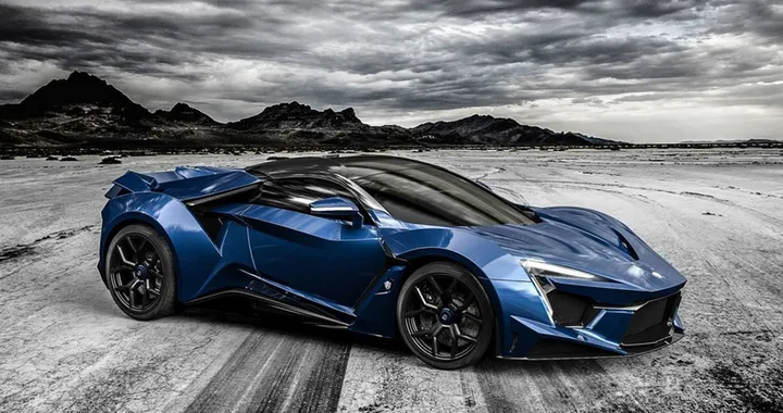 W Motors Fenyr SuperSport: supercar araba da 900 CV