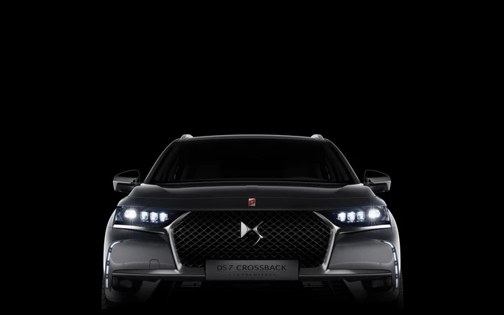 DS 7 CROSSBACK La Première