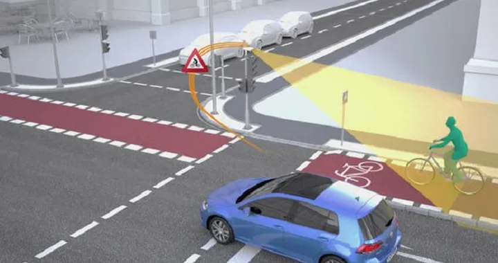Guida connessa: partnership tra Volkswagen e Siemens per lo sviluppo dei semafori intelligenti