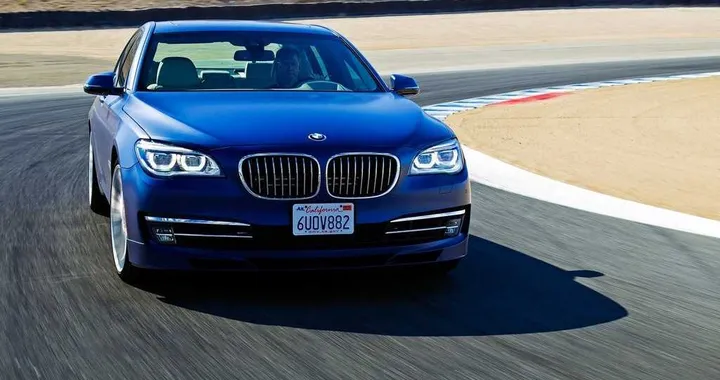 Bmw Alpina B7 2013: 540 CV e tanto sfarzo