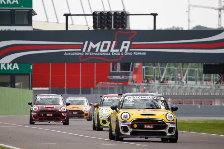 Mini Challenge 2018: la settima edizione ha debuttato a Imola