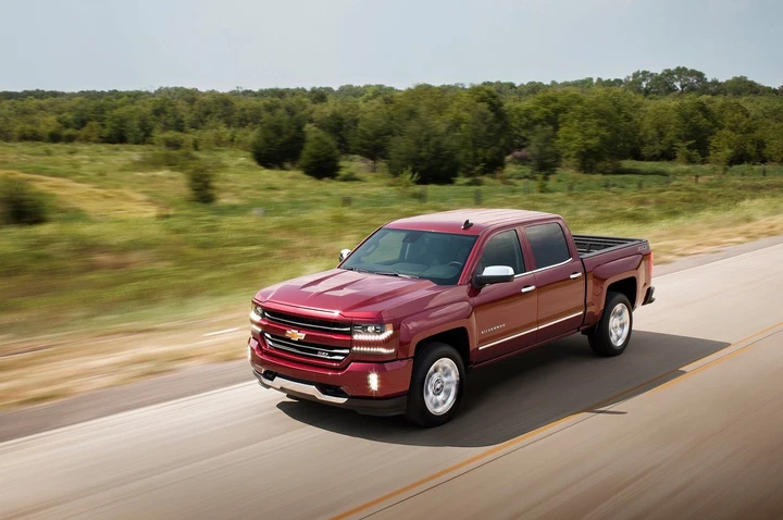 Chevrolet Silverado MY 2016: immagini ufficiali