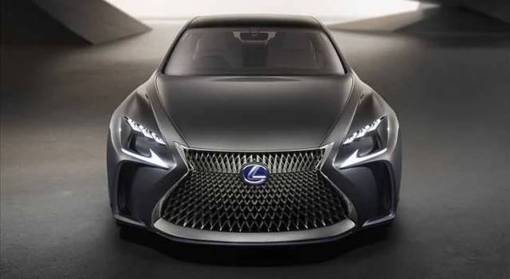 Lexus LS, la nuova generazione attesa nel 2017
