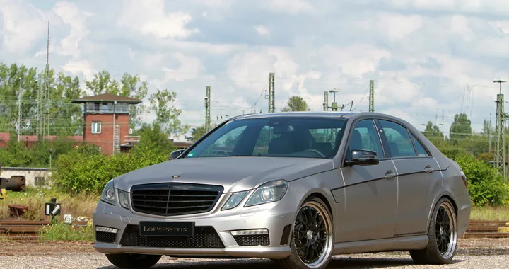 Mercedes Classe E-LM63-700 by Loewenstein