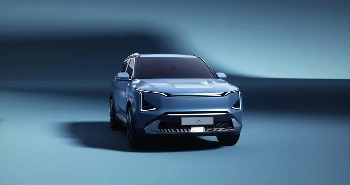 Kia EV5: debutta il nuovo SUV compatto 100% elettrico [FOTO]