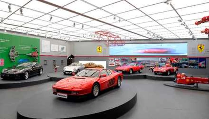 Ferrari inaugura il museo a Shanghai