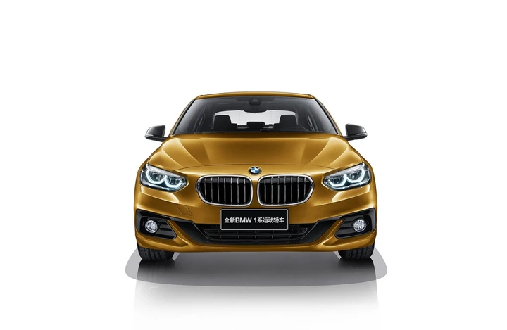 Bmw Serie 1 Sedan: nuove immagini ufficiali