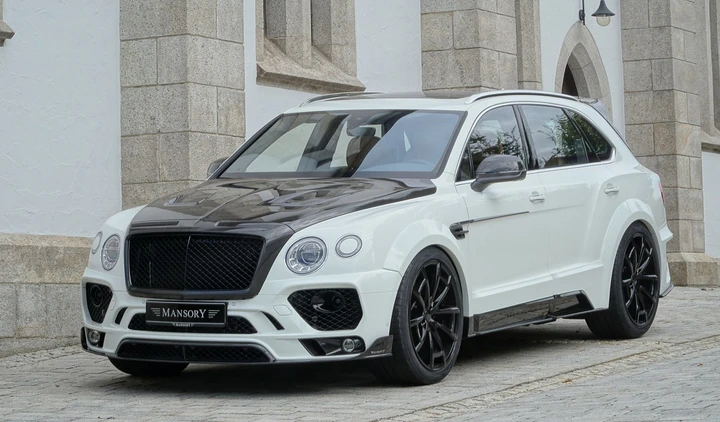 Bentley Bentayga by Mansory: 691 CV di razza