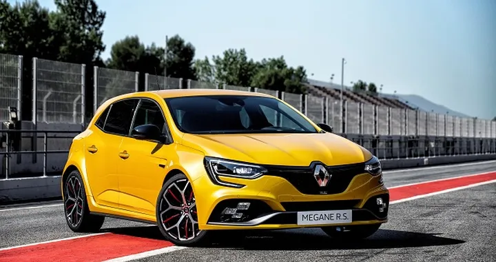 Renault Mégane RS Trophy 2019: debutta sul mercato