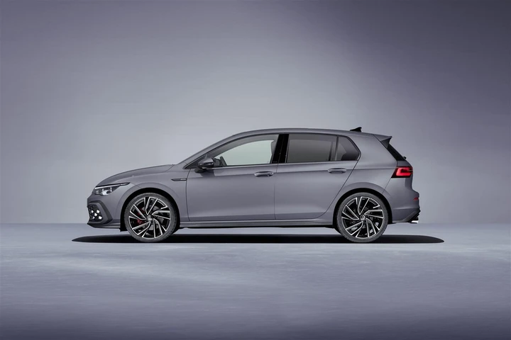 Volkswagen Golf 8 GTD 2021: immagini ufficiali
