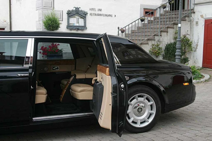 Rolls Royce Phantom Limousine