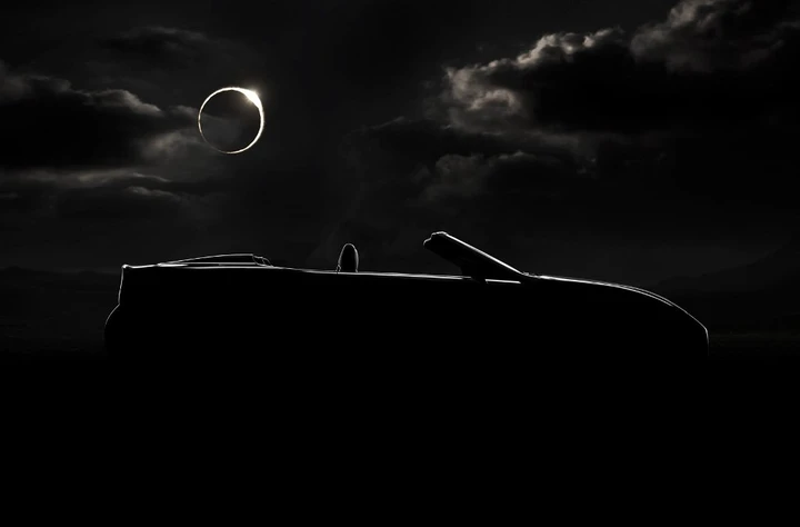 Lexus LF-C2 Concept: il primo teaser