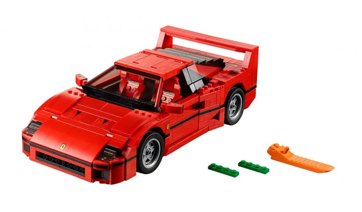 Ferrari F40: nuovo kit realizzato con i Lego