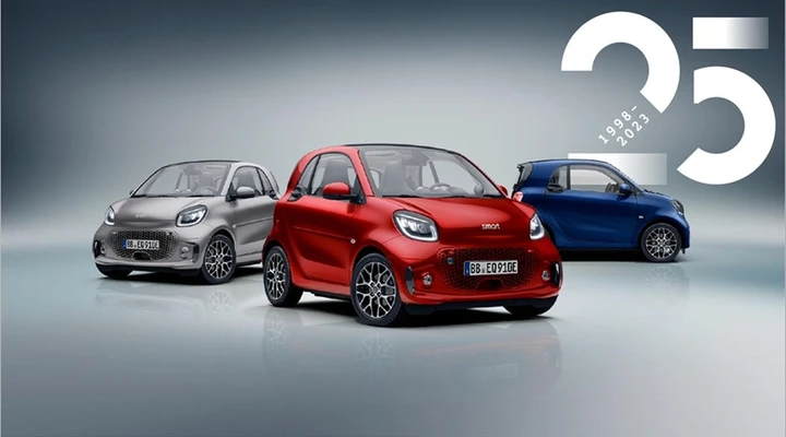 Smart EQ ForTwo 25th Anniversary: la city car si fa più esclusiva [FOTO]