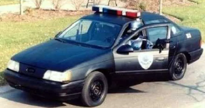 La Ford Taurus di Robocop è in vendita