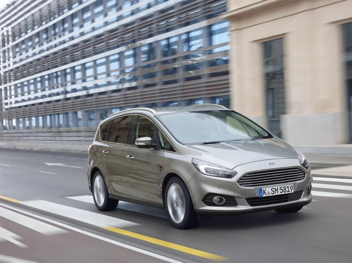 Nuova Ford S-Max: primo contatto