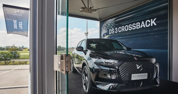 DS 3 Crossback, protagonista dei nuovi DS Concept Store