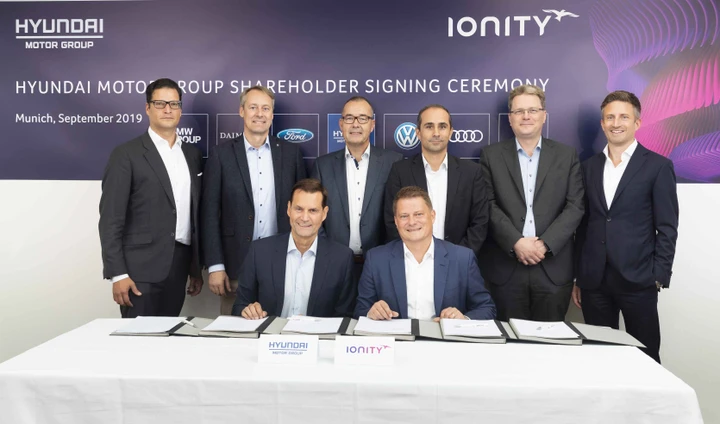 Auto elettriche: Hyundai e Kia entrano nel consorzio Ionity