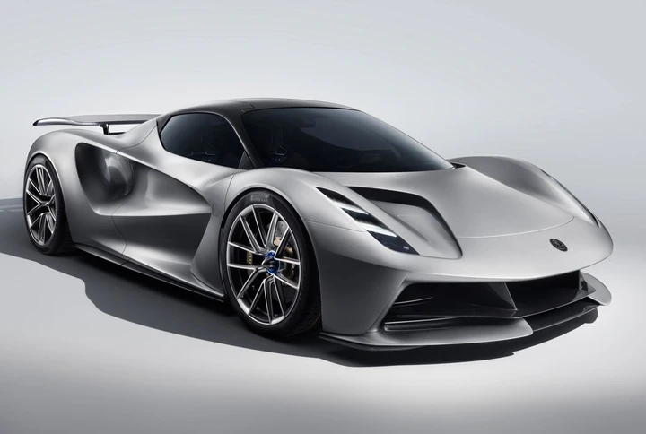 Lotus Evija: caratteristiche, tecnologia e prestazioni della nuova hypercar
