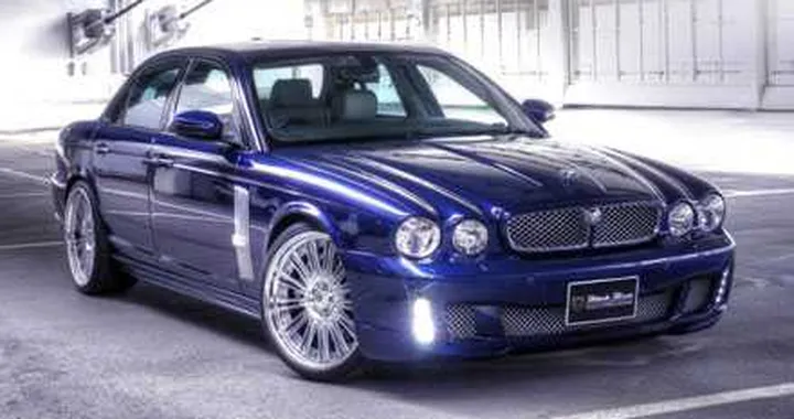 Jaguar XJ X350 Black Bison Edition by Wald International