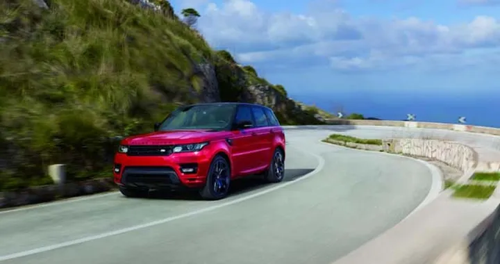 Range Rover Sport HST: pronta per il New York Auto Show