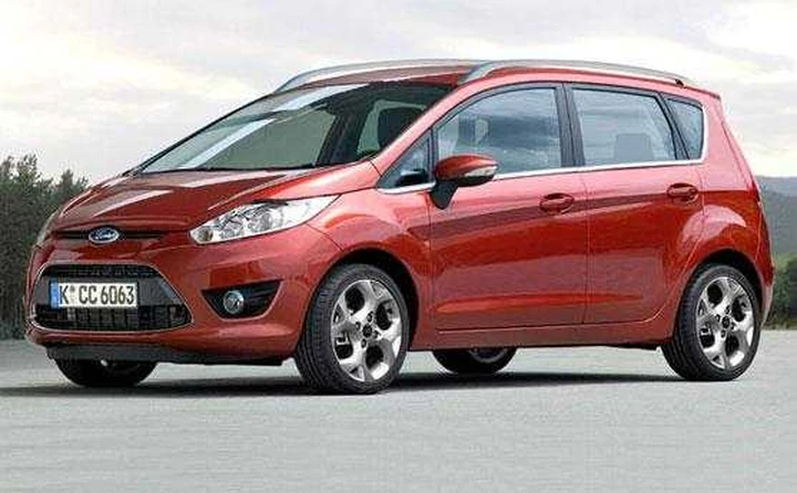 Ford svela a Ginevra la B-Max, erede della Fusion