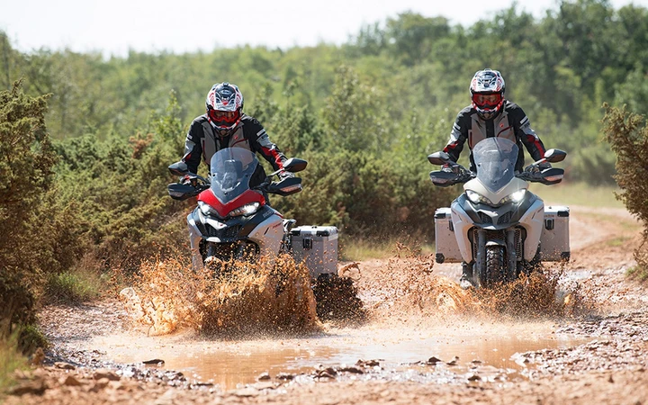 Nuova Ducati Multistrada 1260 Enduro: viaggiatrice inarrestabile