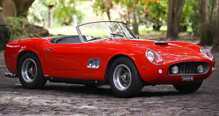 All'asta la Ferrari SWB California Spider guidata da Sophia Loren