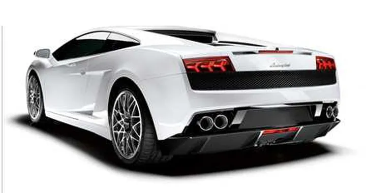 Vai in hotel? Eccoti una Lambo Gallardo