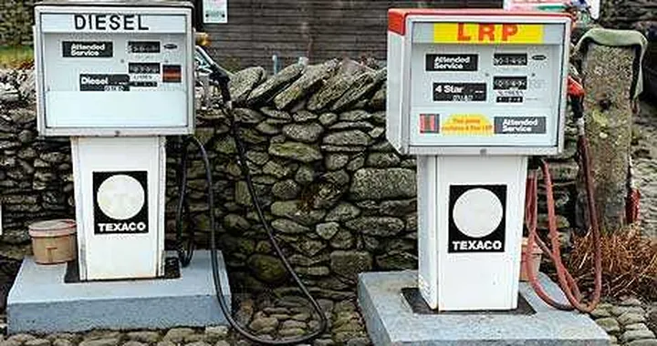 Regno Unito: a luglio vendute più diesel che benzina