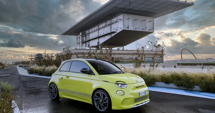 Abarth 500e: i segreti dello Scorpione elettrico