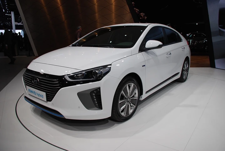 Hyundai Ioniq plug-in a Ginevra 2016