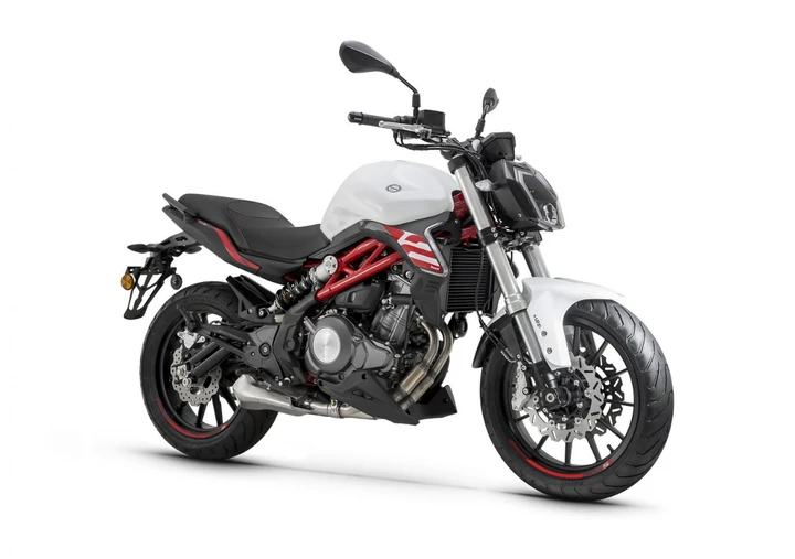 Benelli 302S: a partire da 3.990 euro