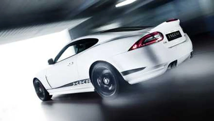 Il video ufficiale della Jaguar XKR Special Edition, Speed Pack e Black Pack