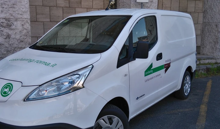 Nissan e-NV200, il Van Sharing elettrico parte da Roma