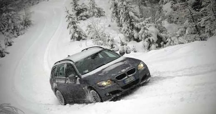 Obbligo catene da neve a bordo: dove e quando