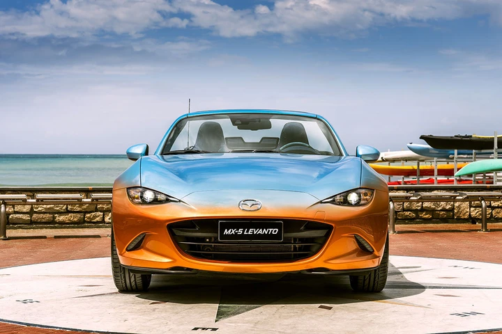 Mazda Mx-5 Levanto by Garage Italia Customs