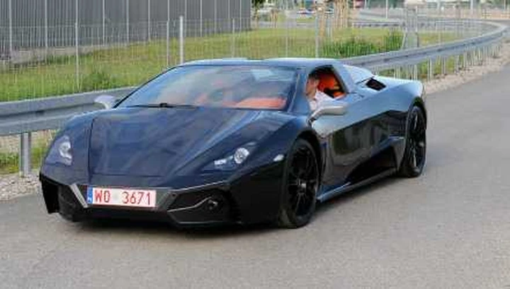 Arrinera Venocara: prime foto della supercar polacca