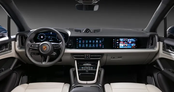 Porsche Cayenne 2023: quante novità nell'abitacolo