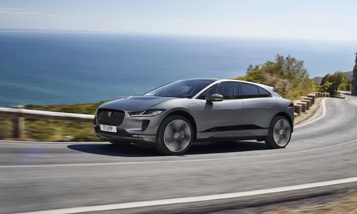 Jaguar I-Pace: il SUV elettrico segna la nuova era del Giaguaro