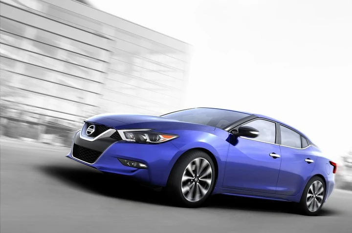 Nissan Maxima MY 2015: immagini ufficiali