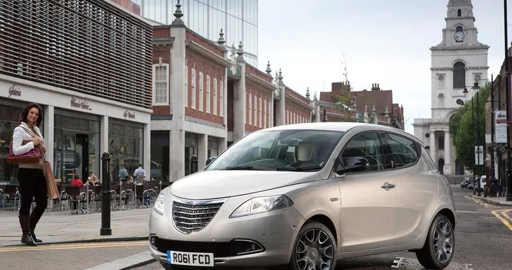 Chrysler Ypsilon: ecco la versione UK