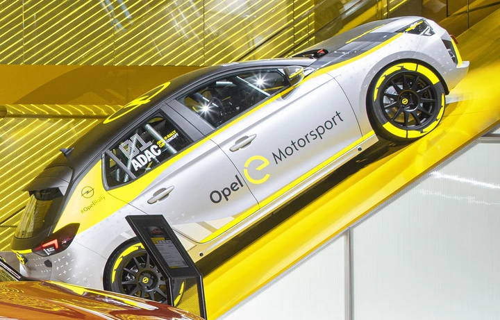 Opel Corsa-e Rally al Salone di Francoforte