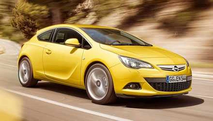 Opel Astra GTC: già in prevendita da 21.750 euro