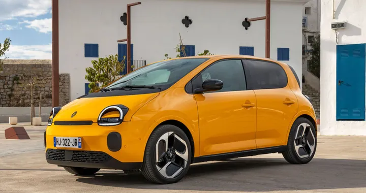 Renault Twingo E-Tech Electric: city car elettrica da 19.500 euro