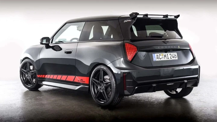 Mini elettrica più aggressiva che mai: il kit AC Schnitzer la rende cattiva ma stilosa