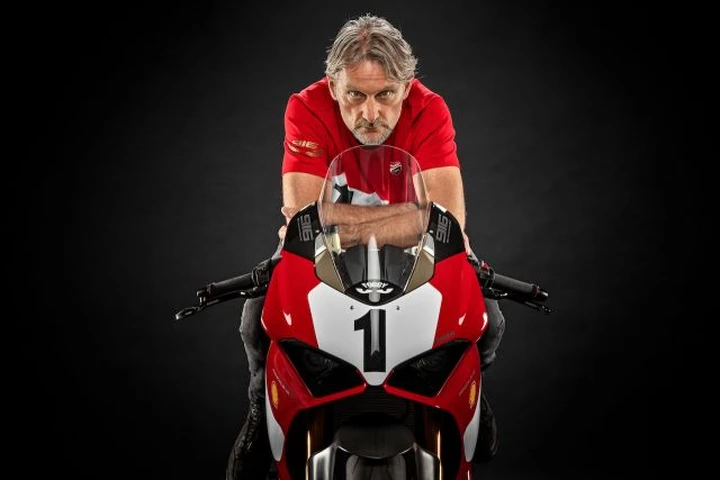 Ducati Panigale V4 25° Anniversario: per celebrare i 25 anni della 916