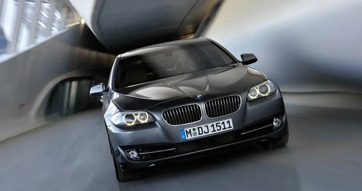 Bmw Serie 5: un autunno ricco di novità