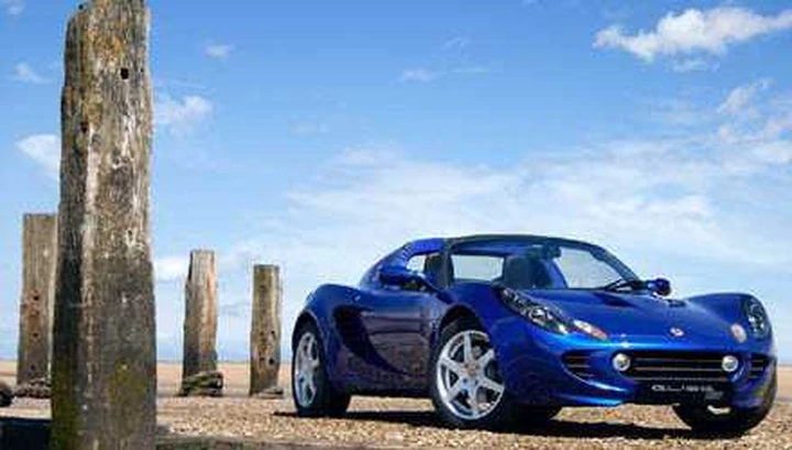 La Lotus Elise si fa più sobria che mai
